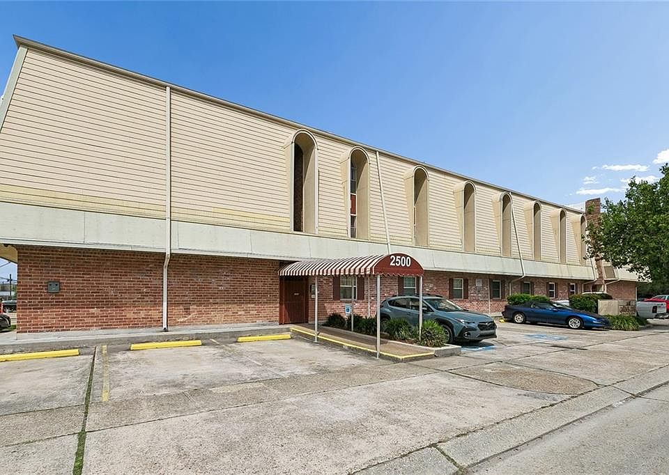 1st image of 2500 Houma Blvd APT 315
