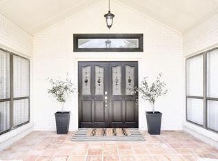 443 N Coronado Dr, Kerrville, TX 78028