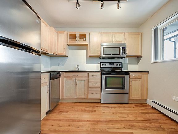 3rd image of 3111 Vallejo St #952966