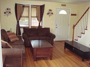 2nd image of 406 S Rodney St