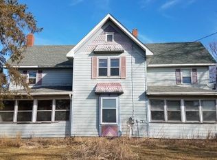 14805 Edwardsville Rd, Winnebago, IL 61088