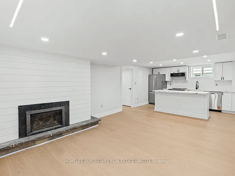 855 Garth St #LOWER — Photo 4
