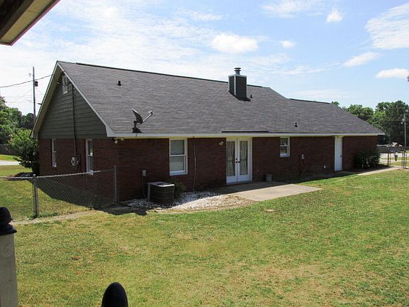 4th image of 630 Lee Road 850