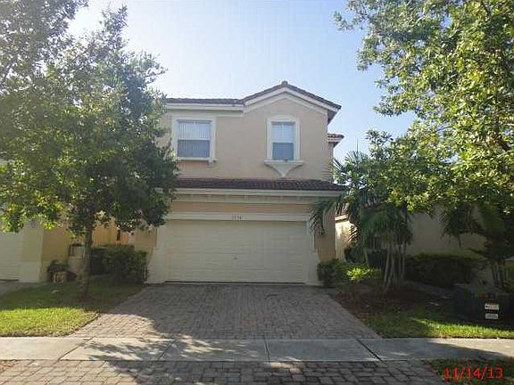4th image of 3730 NE 10th Ct