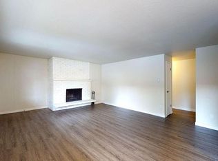 3222 NW 54th St, Seattle, WA 98107