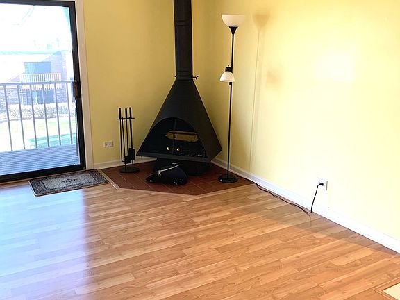 5th image of 721 Tipperary Ct APT 2B