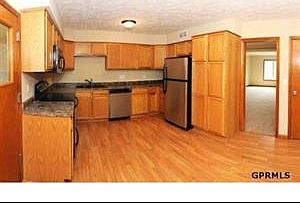4th image of 20560 Binney St