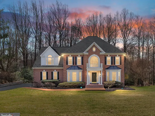 11405 Green Moor Ln, Oakton, VA 22124