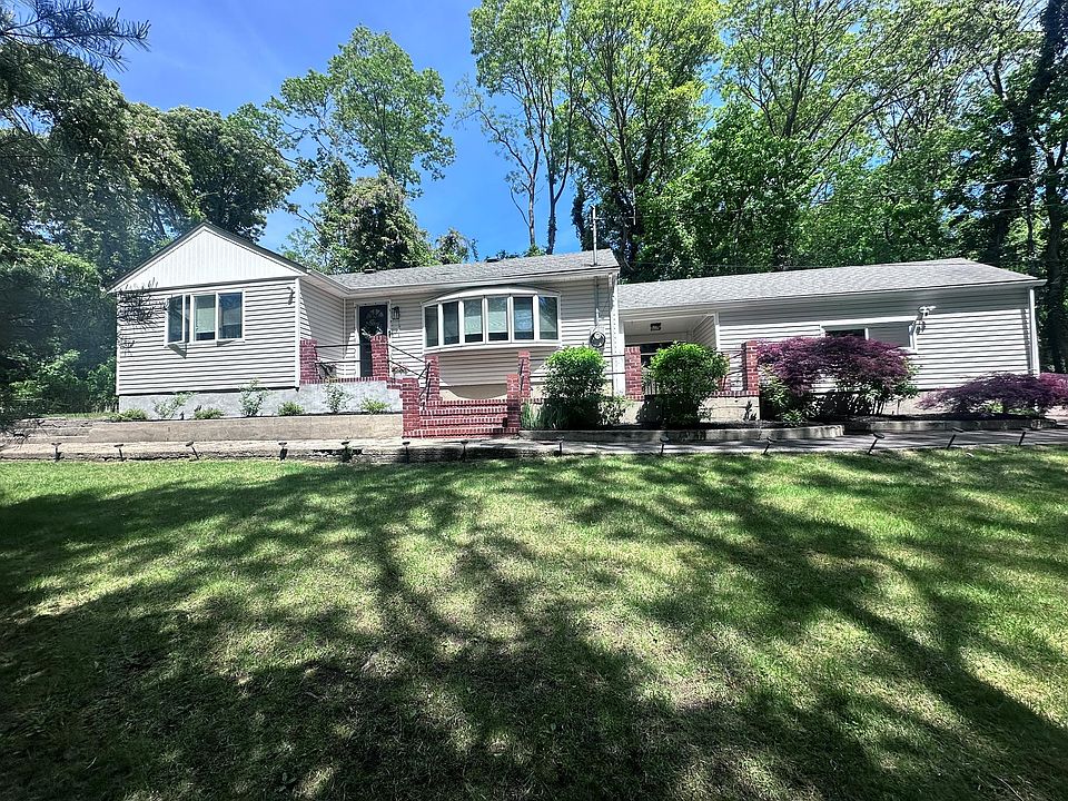 1st image of 268 Gloria Boulevard