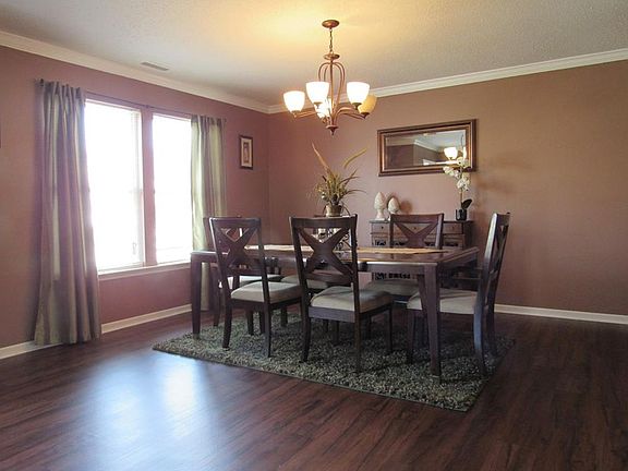 3rd image of 8327 Spring Wind Dr