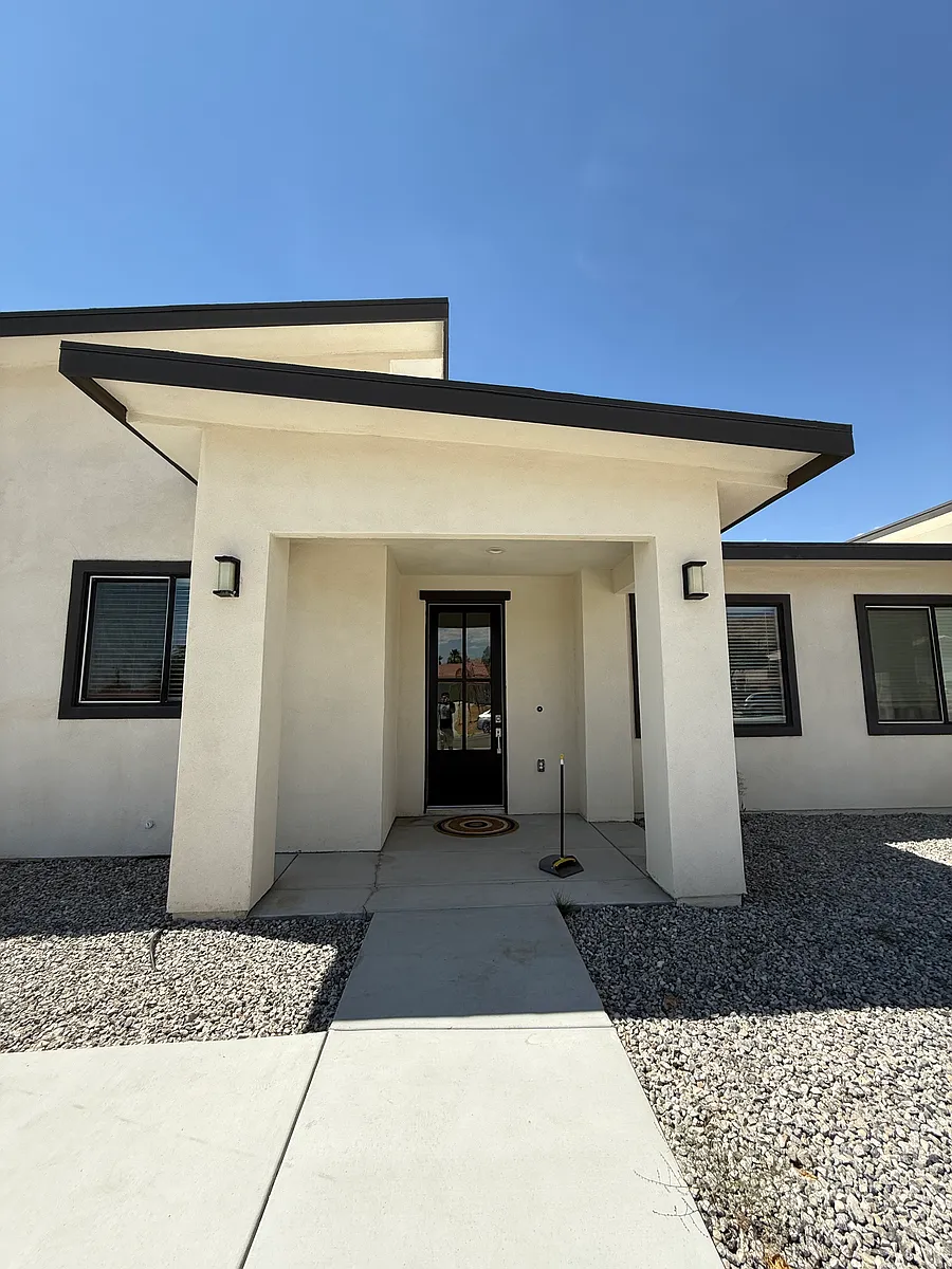 Building Photo - 11825 Verbena Dr #1