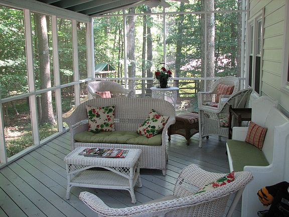 Outdoor living spring > fall