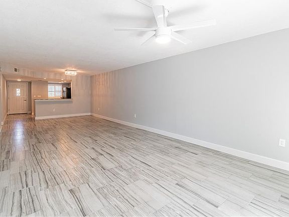 3rd image of 719 Pinellas Bayway #109