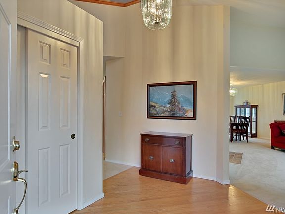 3rd image of 6104 Browns Point Blvd NE