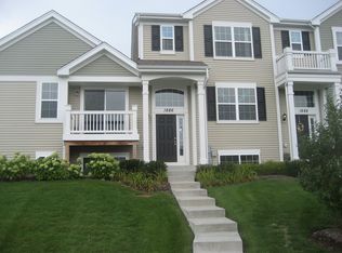 1686 Ruby Dr #1686, Pingree Grove, IL 60140