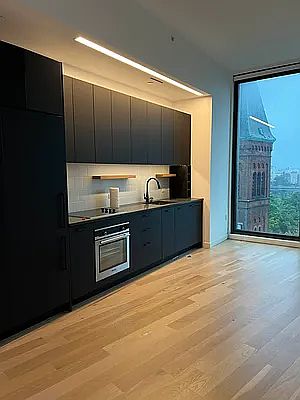 2nd image of 350 Broadway #2