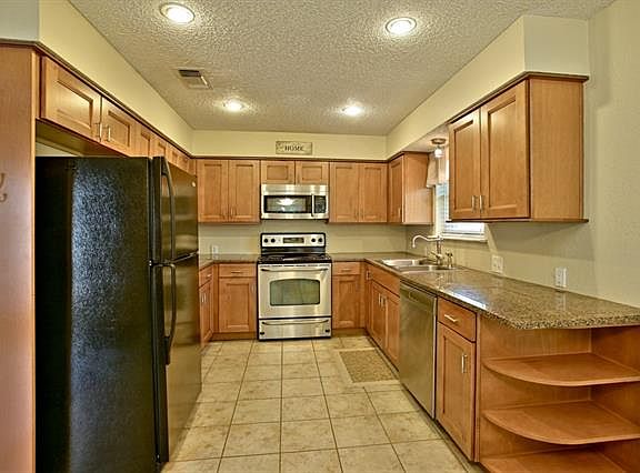4th image of 2601 Blue Quail Dr