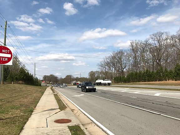 5th image of 3824 Winder Hwy