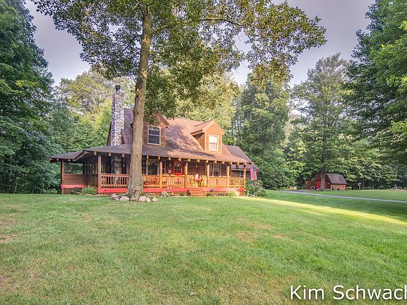 2nd image of 10874 Grand River Dr SE