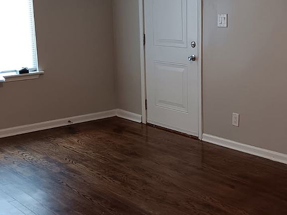 5th image of 14980 Allisonville Rd