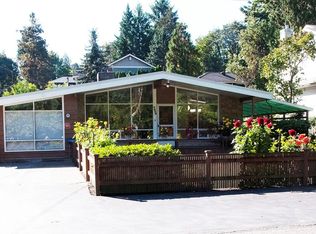 3625 NE 105th St, Seattle, WA 98125