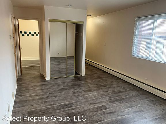 5th image of 1456 N Farwell Ave #4889472