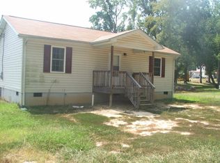 507 Mann St, Blackstone, VA 23824