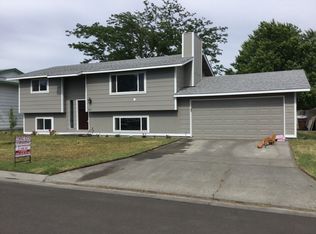 355 NW 13th St, Hermiston, OR 97838