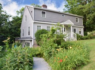 1 Quail Run, South Burlington, VT 05403