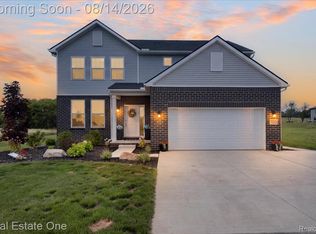 72221 Fisher Rd, Romeo, MI 48065