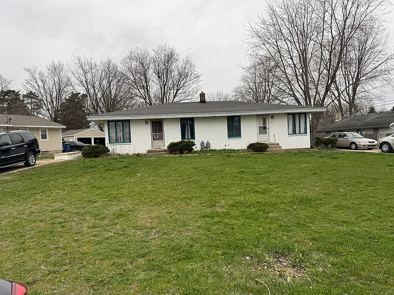 5893-95 Crestmoor Dr S #5895 — Photo 21