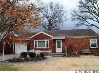 3517 Gary St, Alton, IL 62002