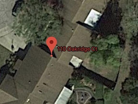 3rd image of 110 Oakridge Ct
