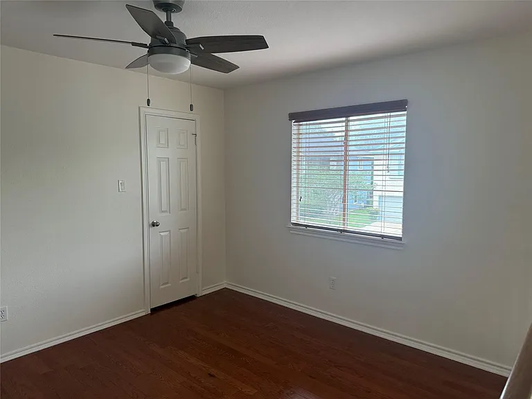 16910 Isle Of Man Rd — Photo 9