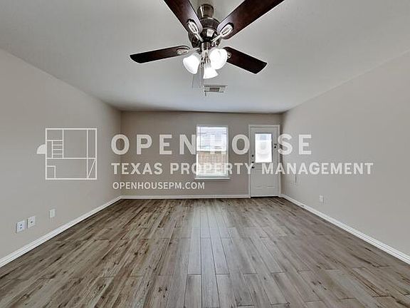 3rd image of 21922 Willow Shade Ln