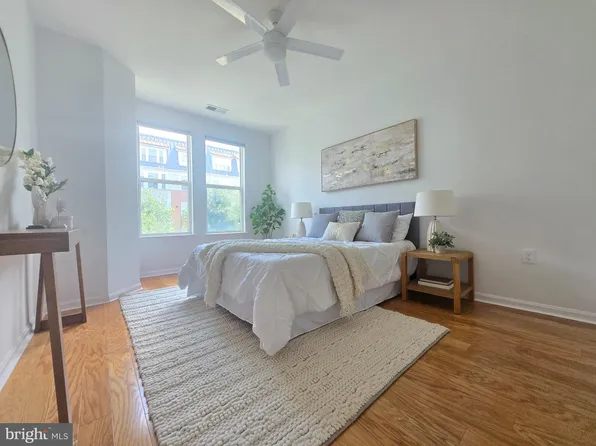 2665 Prosperity Ave APT 318, Fairfax, VA 22031