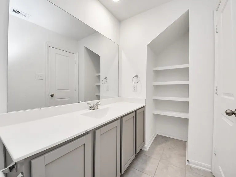 4919 Fairwater Ct — Photo 21