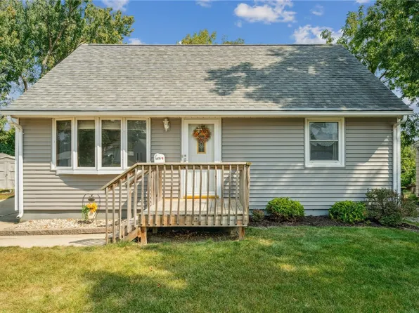 1416 38th St SE, Cedar Rapids, IA 52403