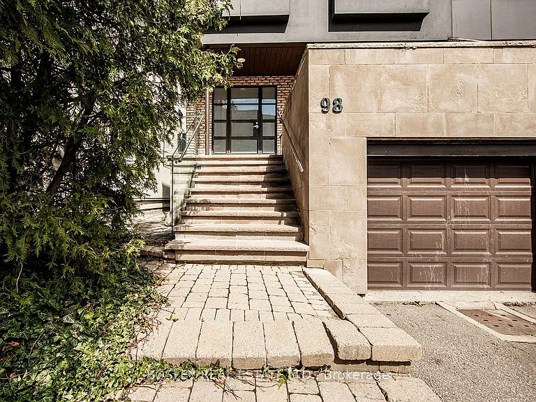 98 Sherwood Ave — Photo 2
