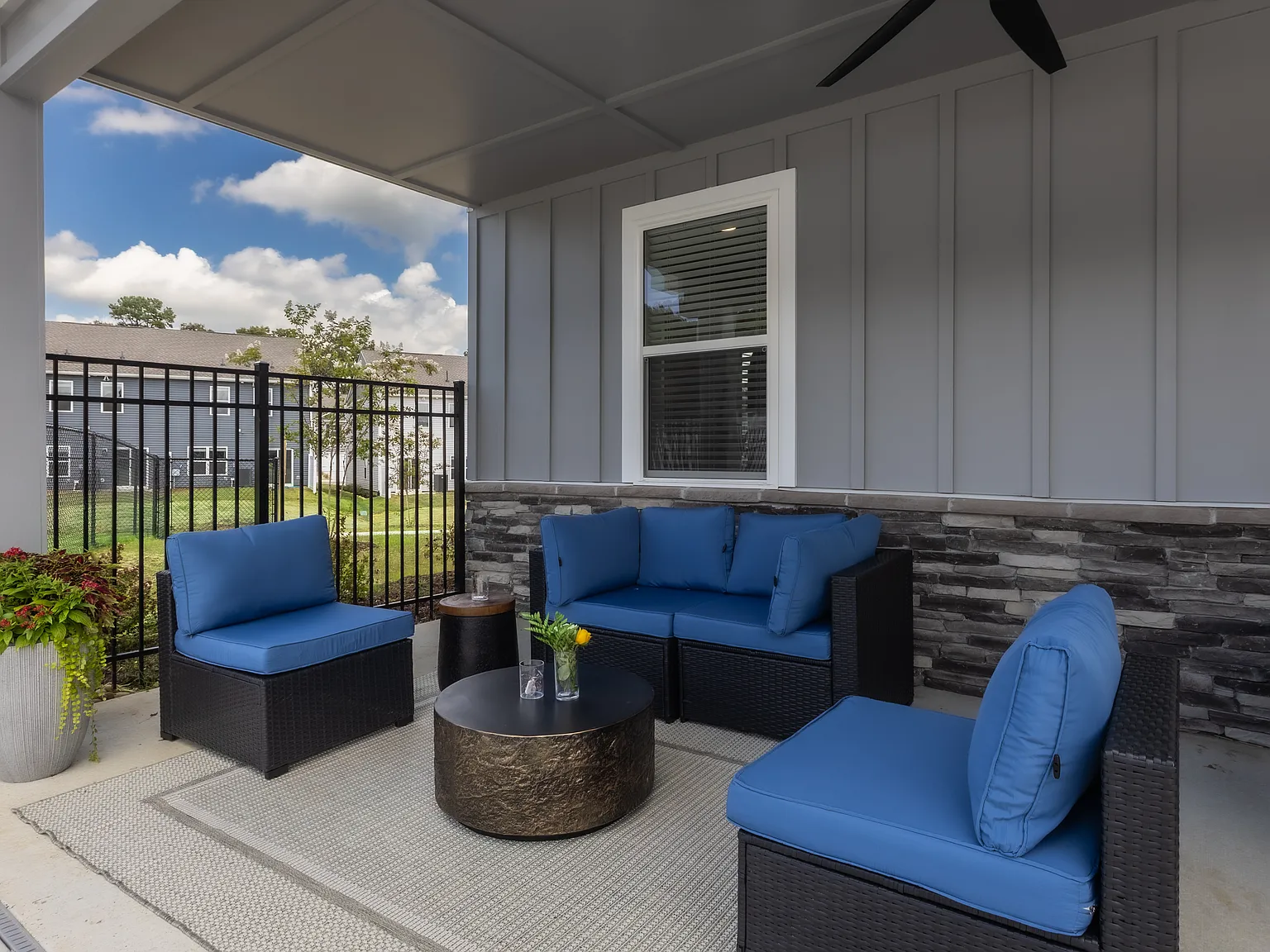 Reserve at Three Ridges — Photo 1