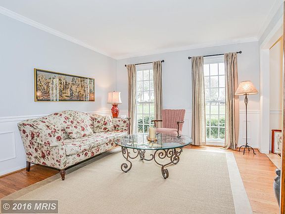 5th image of 906 McMillen Ct