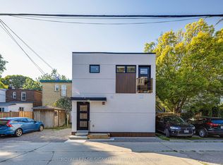 20 Kewbeach Ave, Toronto, ON M4L 1B7
