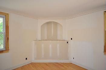 3rd image of 300 Meadowbrook Dr SE