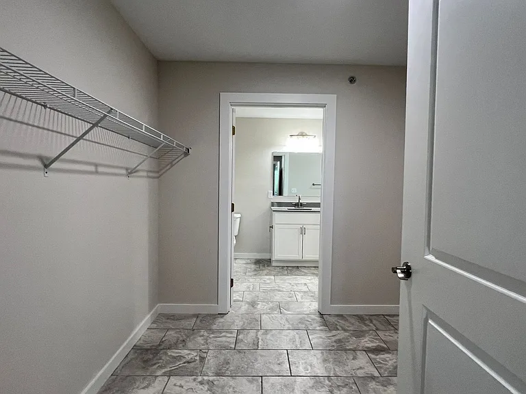 950 S Hebron Ave — Photo 25