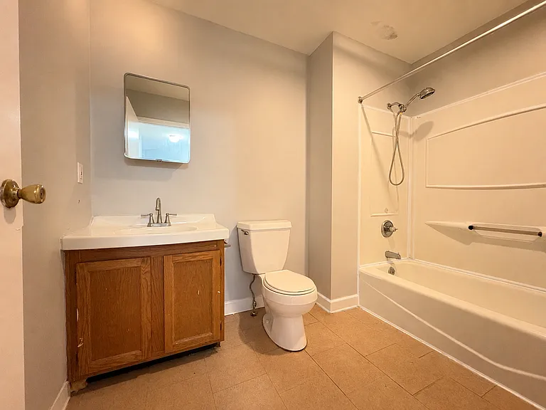 175 Stegman St #B — Photo 8