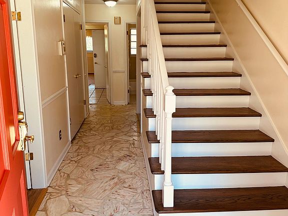 Front entryway