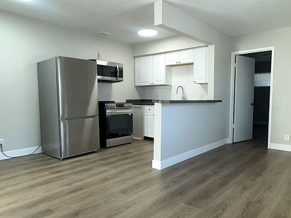 3rd image of 239 W Philadelphia Ave APT 6