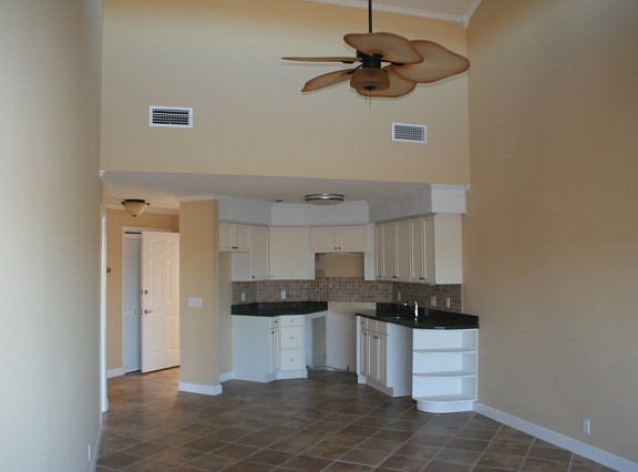 5th image of 322 Moss Oaks Cir