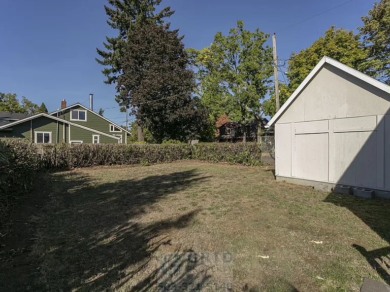 7537 SE 51st Ave — Photo 13