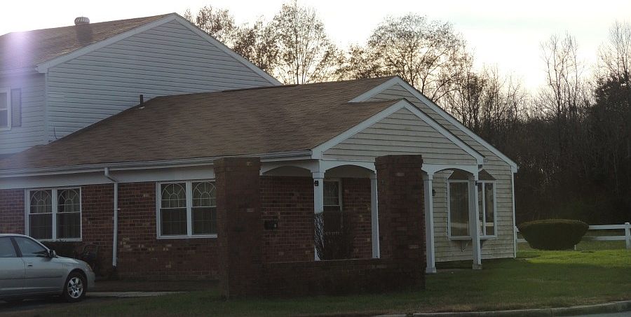 2nd image of 32 Meadow Wood Ln